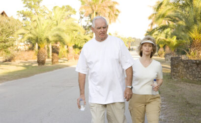 An 'exercise snack' of one minute of brisk walking followed by a minute of strolling six times has shown in one study to do more benefit than a 30-minute continuous walk.