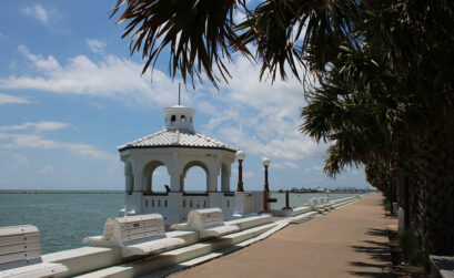 The seawall runs two miles along the Corpus Christi Bay. It's a perfect place to spend an afternoon in the sunshine. Staff photo by JoAnna Kopp