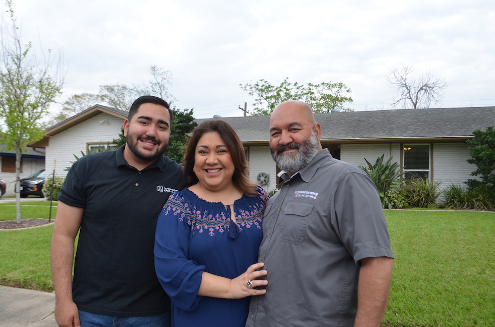 CC Foundation Repair owner Victor Licon (right) with his wife, Annie, and son, Justin. Photo by Jane Kathleen Gregorio