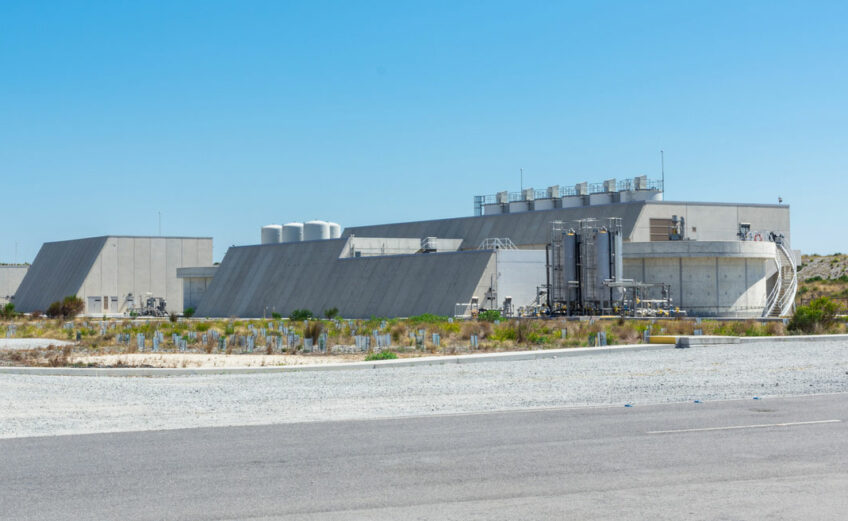 A desalination plant in Wonthaggi, Australia, that produces 108.3 million gallons of water per day.