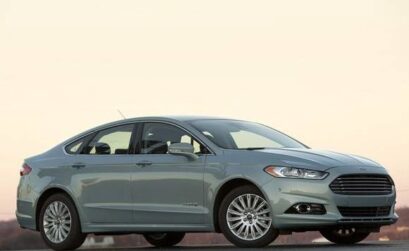 2015 Ford Fusion Hybrid is a new plug in model of this popular vehicle.