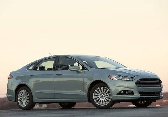 2015 Ford Fusion Hybrid is a new plug in model of this popular vehicle.