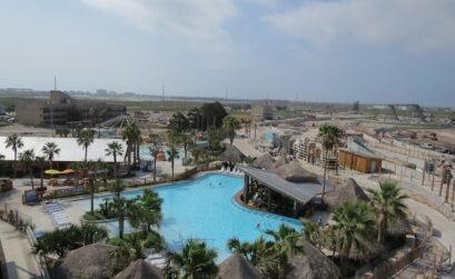 Still under construction, Schlitterbahn Corpus Christi continued to struggle with cash flow problems into 2015.